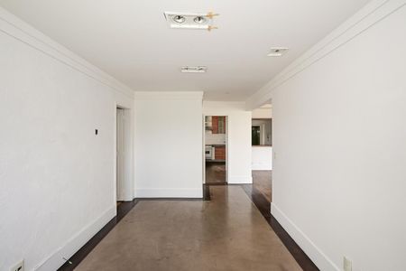 Sala de Tv de apartamento para alugar com 3 quartos, 200m² em Vila Suzana, São Paulo