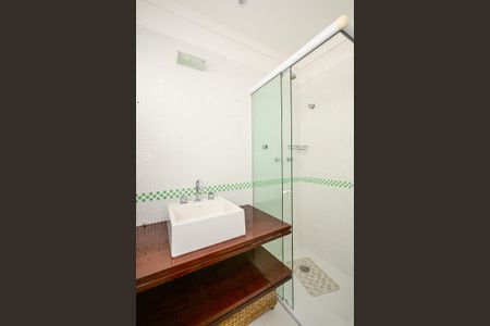 Apartamento para alugar com 200m², 3 quartos e 2 vagasBanheiro