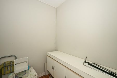 Apartamento para alugar com 200m², 3 quartos e 2 vagasQuarto de Serviço 2