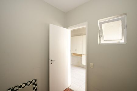 Apartamento para alugar com 200m², 3 quartos e 2 vagasQuarto de Serviço 1