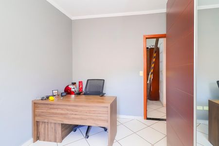 Casa à venda com 190m², 3 quartos e 2 vagasQuarto 3