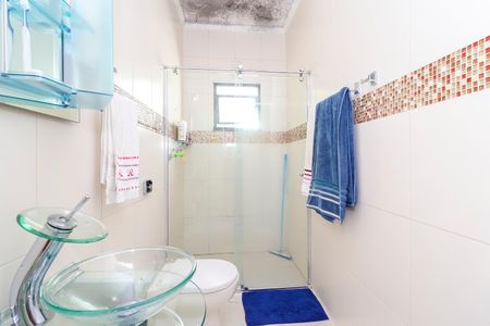 Casa à venda com 190m², 3 quartos e 2 vagasBanheiro 1