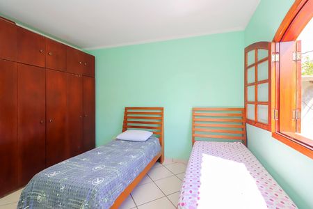 Casa à venda com 190m², 3 quartos e 2 vagasQuarto 2