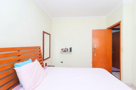 Casa à venda com 190m², 3 quartos e 2 vagasQuarto 1 - Suíte