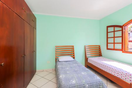 Casa à venda com 190m², 3 quartos e 2 vagasQuarto 2