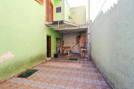 Casa à venda com 190m², 3 quartos e 2 vagasQuintal