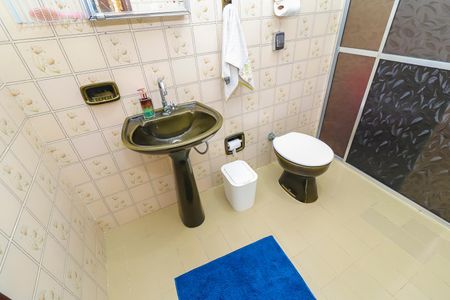 Casa à venda com 190m², 3 quartos e 2 vagasBanheiro 2