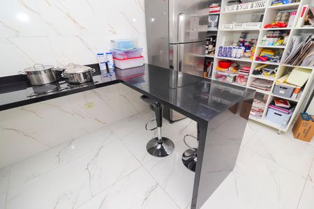 Casa à venda com 190m², 3 quartos e 2 vagasCozinha 2