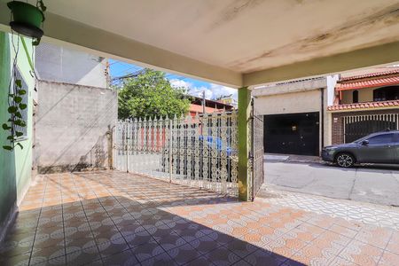 Casa à venda com 190m², 3 quartos e 2 vagasGaragem