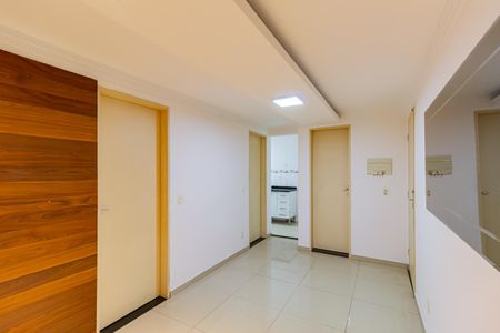 Sala de apartamento para alugar com 2 quartos, 45m² em Parque Santo Antônio, São Paulo