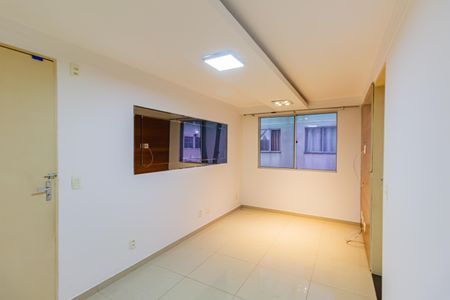Sala de apartamento para alugar com 2 quartos, 45m² em Parque Santo Antônio, São Paulo