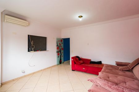 Sala de casa para alugar com 2 quartos, 68m² em Parque Regina, São Paulo