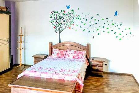 Casa à venda com 350m², 5 quartos e 5 vagasquarto 5