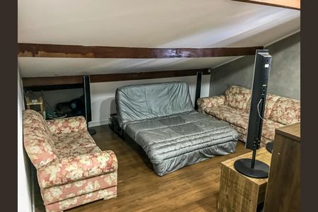 Casa à venda com 350m², 5 quartos e 5 vagasQuarto 4