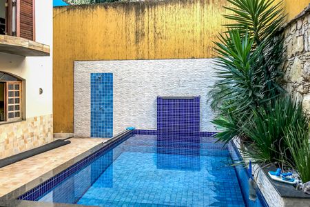 Casa à venda com 350m², 5 quartos e 5 vagasPiscina