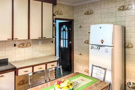 Casa à venda com 350m², 5 quartos e 5 vagasCozinha