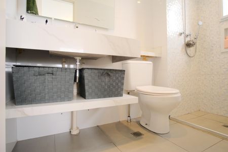 Apartamento à venda com 97m², 2 quartos e 2 vagasBanheiro da Suíte 1