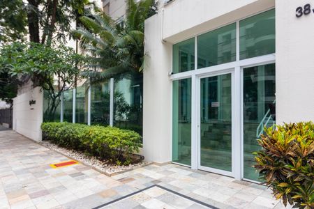 Apartamento para alugar com 66m², 2 quartos e 1 vagaFachada