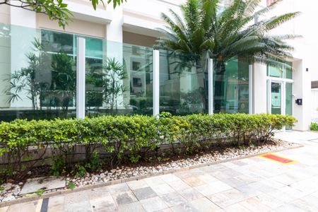 Apartamento para alugar com 66m², 2 quartos e 1 vagaFachada