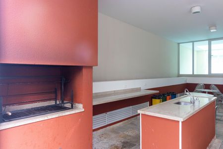 Apartamento para alugar com 66m², 2 quartos e 1 vagaÁrea comum - Churrasqueira