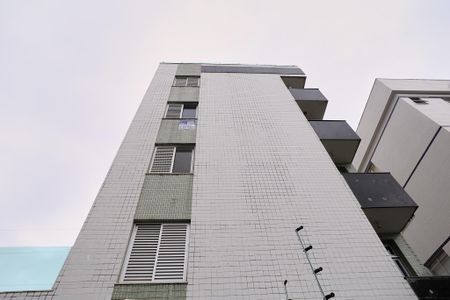 Apartamento à venda com 79m², 3 quartos e 2 vagasFachada