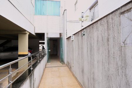 Apartamento à venda com 79m², 3 quartos e 2 vagasEntrada