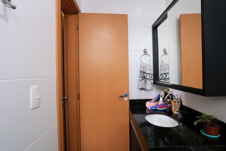 Apartamento à venda com 79m², 3 quartos e 2 vagasBanheiro da Suíte