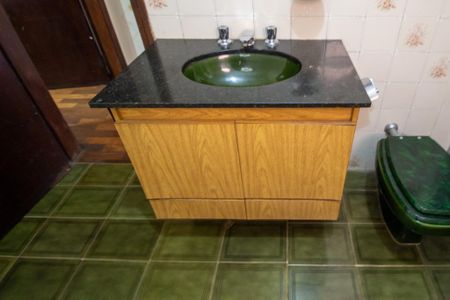 Casa para alugar com 1000m², 5 quartos e 4 vagasBanheiro 1