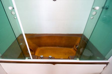 Casa para alugar com 1000m², 5 quartos e 4 vagasBanheiro da Suíte 1