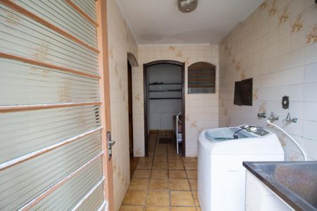 Casa para alugar com 1000m², 5 quartos e 4 vagasÁrea de Serviço