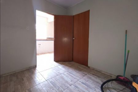 Casa para alugar com 100m², 3 quartos e 5 vagasQuarto