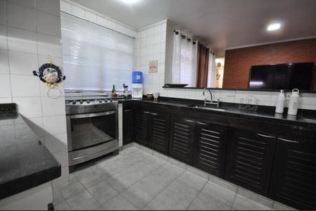Casa à venda com 300m², 5 quartos e 4 vagasCozinha