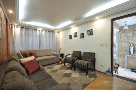 Casa à venda com 300m², 5 quartos e 4 vagasSala