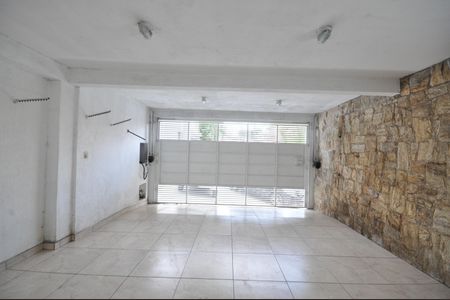 Casa à venda com 300m², 5 quartos e 4 vagasGaragem