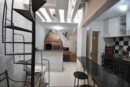 Casa à venda com 300m², 5 quartos e 4 vagasEspaço Gourmet