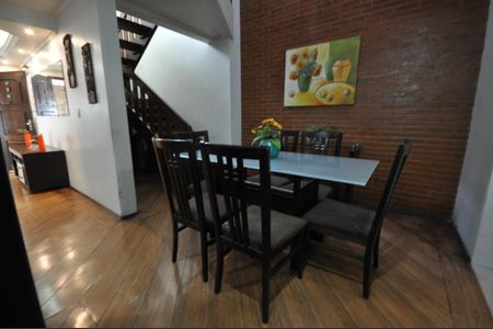 Casa à venda com 300m², 5 quartos e 4 vagasSala de Jantar