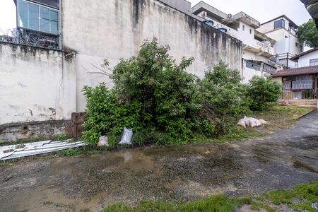 Casa à venda com 360m², 1 quarto e 10 vagasQuintal