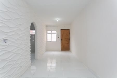 Sala de apartamento para alugar com 2 quartos, 57m² em Conjunto Residencial José Bonifácio, São Paulo