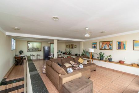 Casa à venda com 160m², 2 quartos e 1 vagaSala do 2º andar