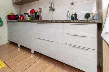 Casa à venda com 160m², 2 quartos e 1 vagaCozinha - Armários