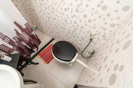 Casa à venda com 160m², 2 quartos e 1 vagaBanheiro Social