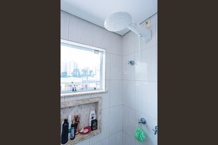 Casa à venda com 180m², 3 quartos e 2 vagasBanheiro suite 1