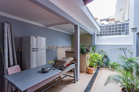 Casa à venda com 180m², 3 quartos e 2 vagasEspaço Gourmet