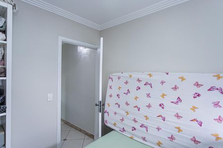 Casa à venda com 180m², 3 quartos e 2 vagasQuarto