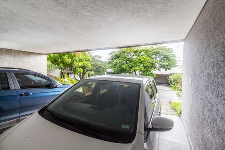 Casa de condomínio à venda com 385m², 4 quartos e 6 vagasGaragem