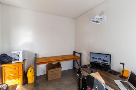 Casa de condomínio à venda com 385m², 4 quartos e 6 vagasEscritório