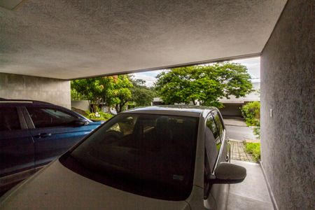 Casa de condomínio à venda com 385m², 4 quartos e 6 vagasGaragem