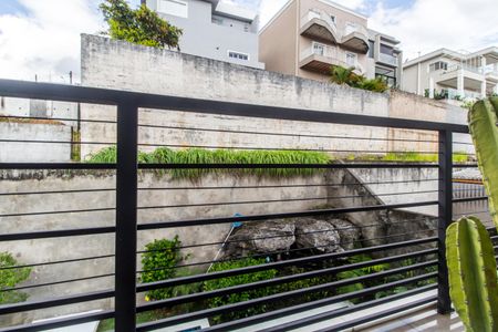 Casa de condomínio à venda com 385m², 4 quartos e 6 vagasVaranda