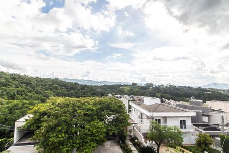 Casa de condomínio à venda com 385m², 4 quartos e 6 vagasVista da Suíte