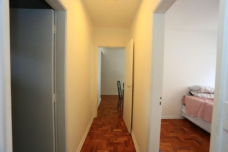 corredor de apartamento à venda com 2 quartos, 74m² em Vila Progredior, São Paulo